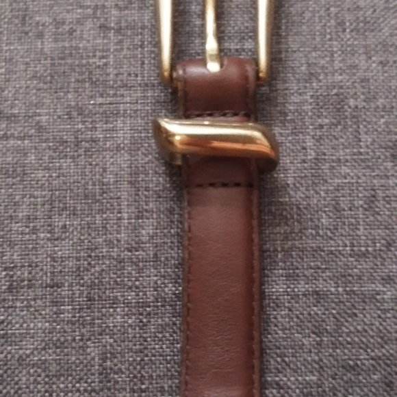 Rare vintage Coach Elegant Brown Leather Belt with Gold Buckle - Picture 7 of 7